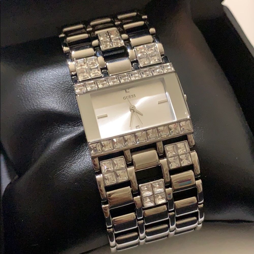 Guess Watch
